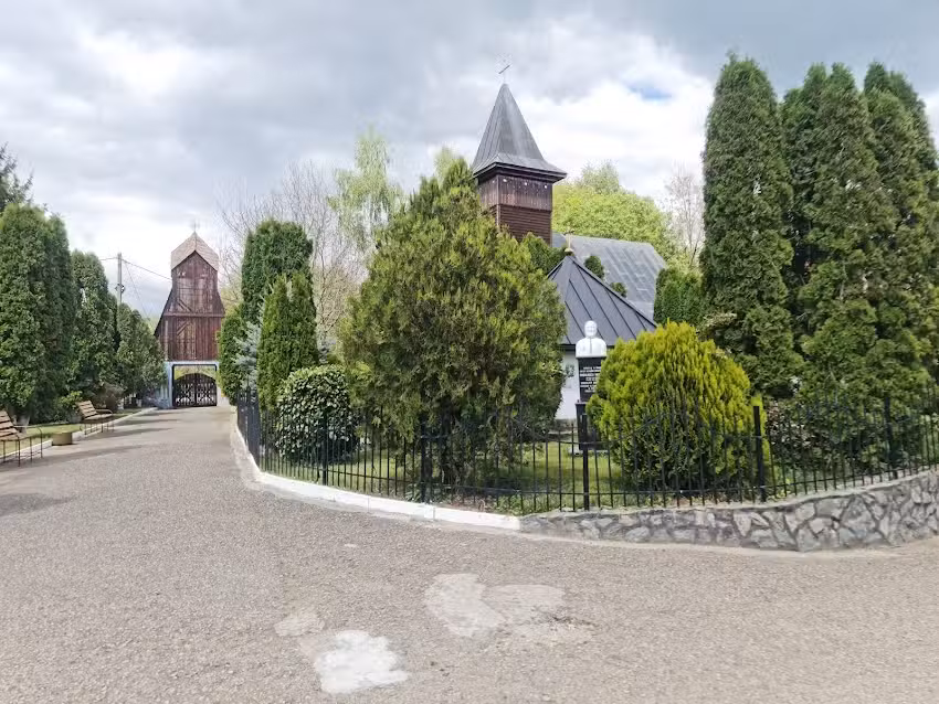 Așezăm&icirc;nt Social Sf&acirc;nta Treime