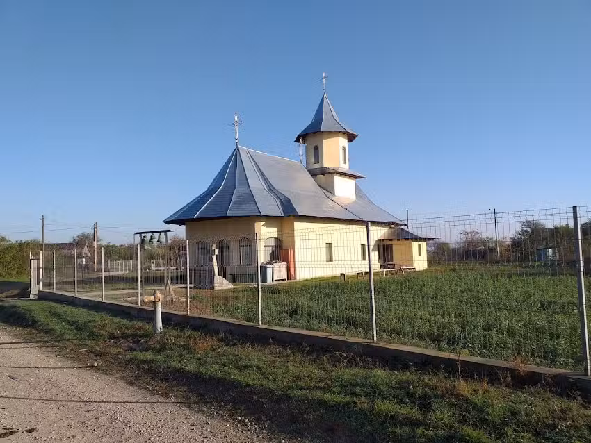 Biserica Acoperăm&acirc;ntul Maicii Domnului