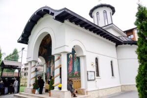 Biserica Acoperăm&acirc;ntul Maicii Domnului