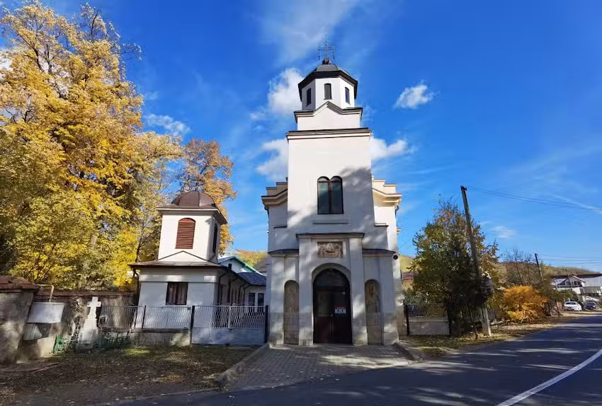 Biserica Adormirea Maicii Domnului