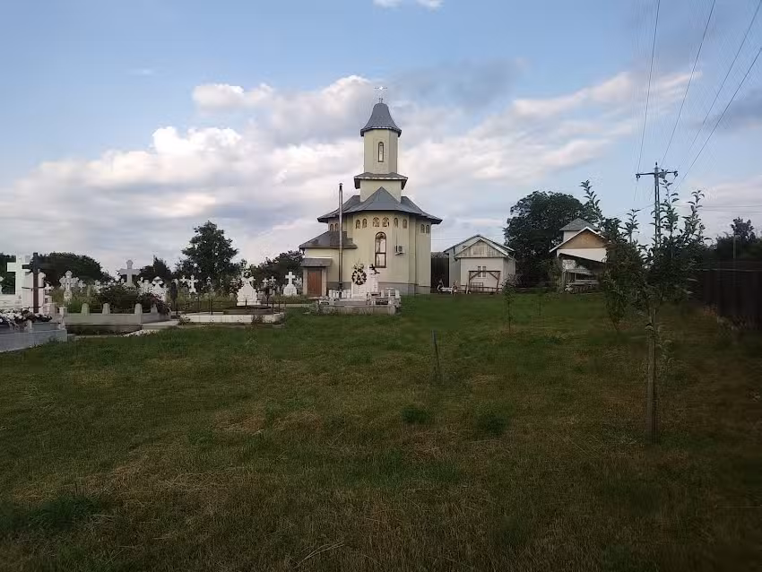 Biserica &bdquo;Adormirea Maicii Domnului&rdquo;