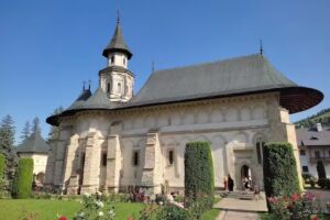 Biserica Adormirea Maicii Domnului