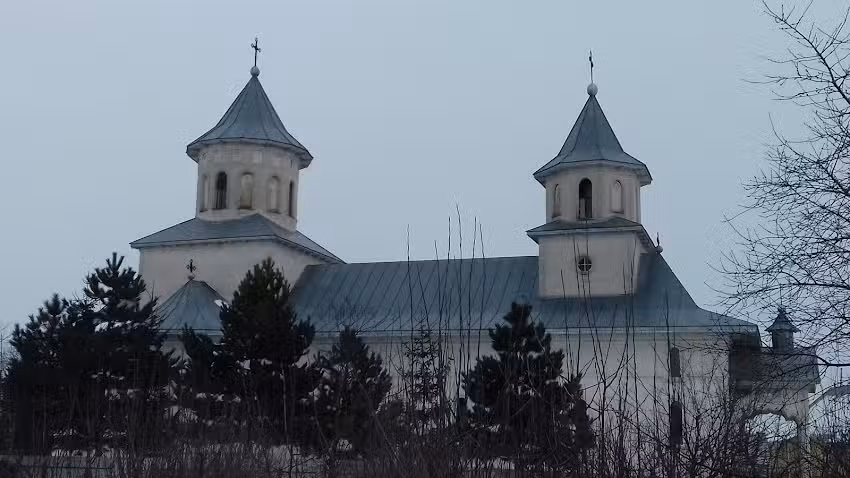 Biserica Adormirea Maicii Domnului