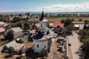 Biserica Adormirea Maicii Domnului