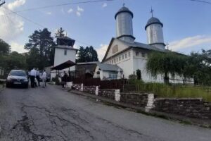 Biserica Adormirea Maicii Domnului