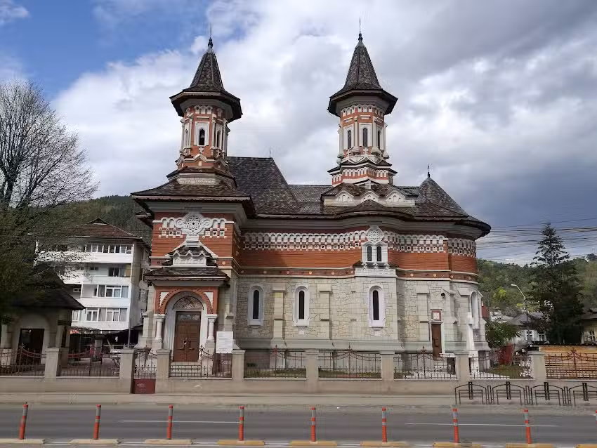 Biserica Adormirea Maicii Domnului