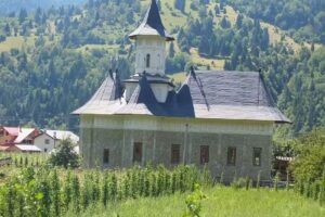 Biserica Adormirea Maicii Domnului