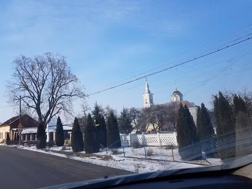 Biserica &bdquo;Adormirea Maicii Domnului&rdquo;