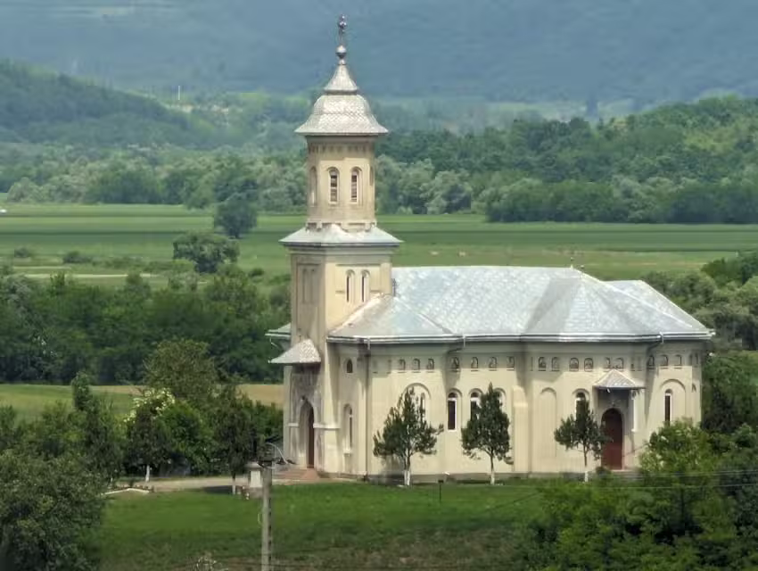 Biserica Adormirea Maicii Domnului