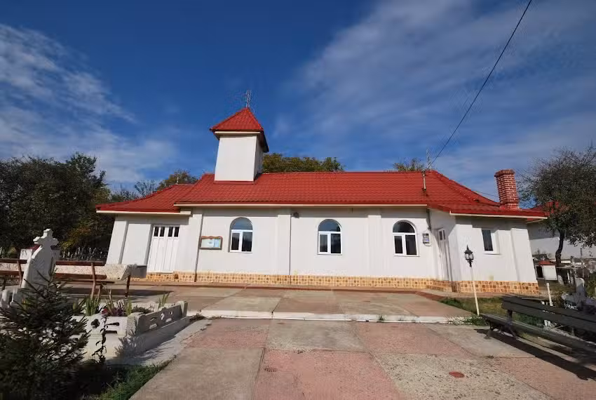 Biserica Adormirea Maicii Domnului