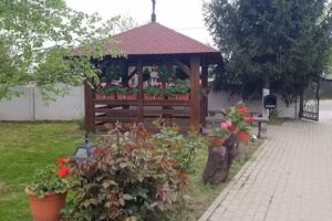 Biserica &bdquo;Adormirea Maicii Domnului&rdquo;