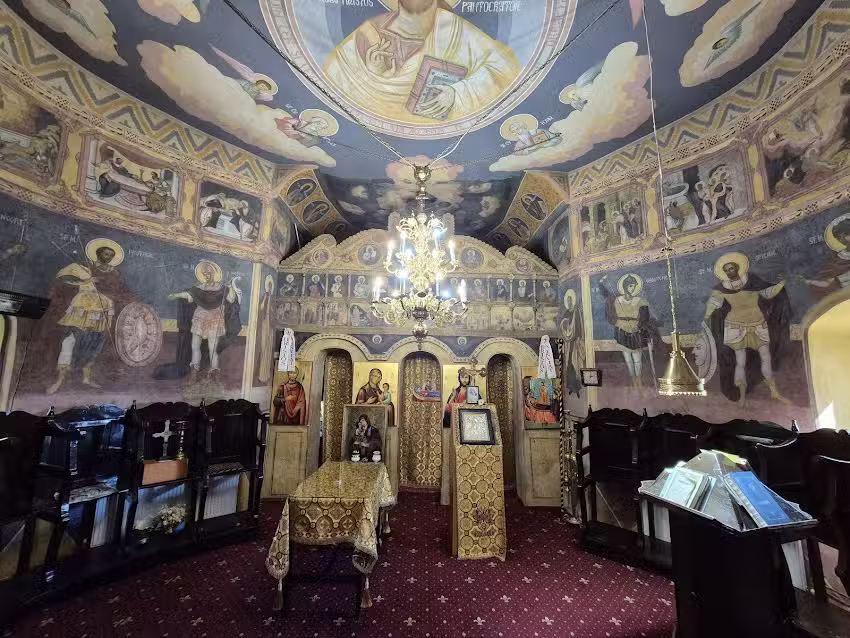 Biserica &bdquo;Adormirea Maicii Domnului&rdquo; a Ungurenilor din F&acirc;nt&acirc;nele