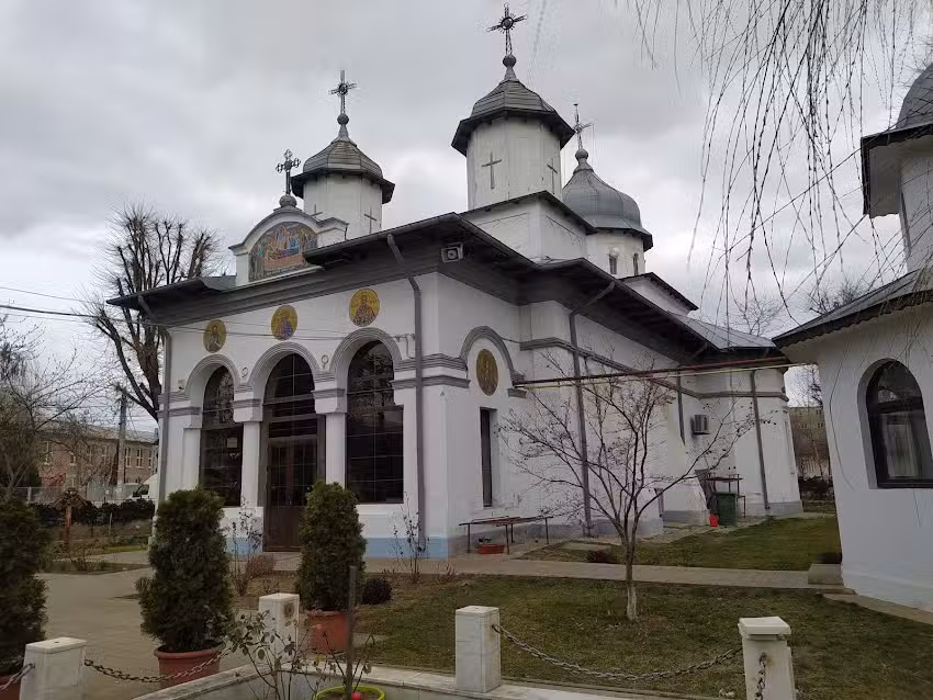 Biserica &bdquo;Adormirea Maicii Domnului&rdquo; Bolintin-Vale