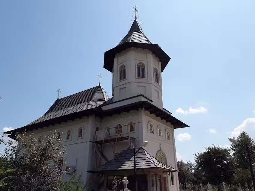 Biserica Adormirea Maicii Domnului, Broscauti