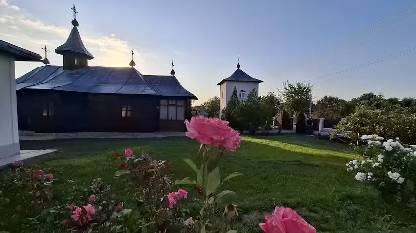 Biserica &rdquo;Adormirea Maicii Domnului&rdquo; Ghilanesti, Comuna Cristesti &ndash; BT