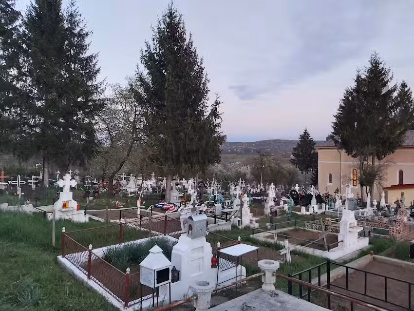 Biserica Adormirea Maicii Domnului &ndash; Parohia B&acirc;rjoveni II