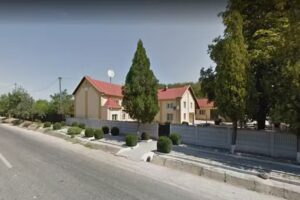 Biserica Adventistă Curtişoara