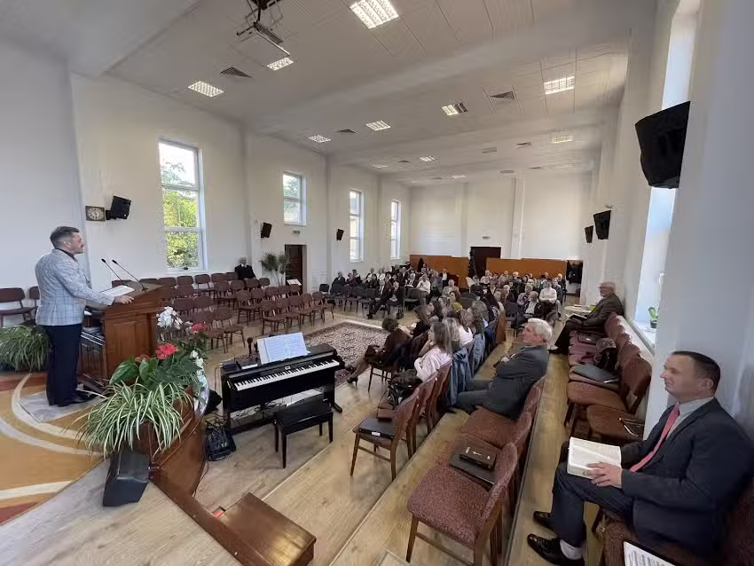 Biserica Adventista de Ziua a Șaptea, Bistrița