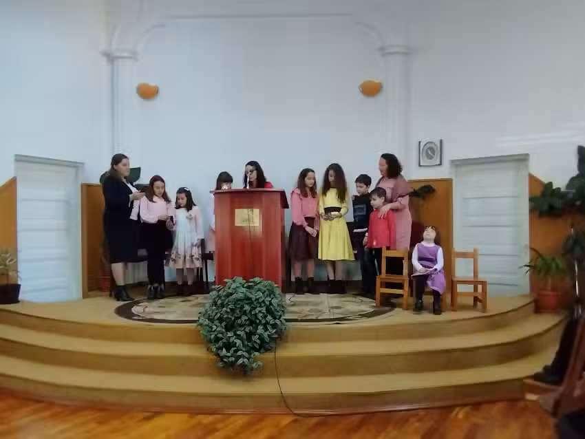 Biserica Adventista de Ziua a Saptea Pucioasa