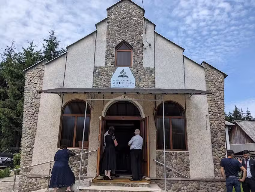Biserica Adventistă de Ziua a Șaptea Remeți