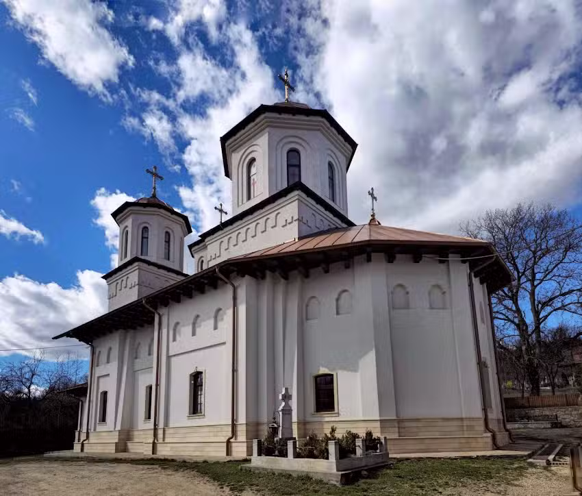 Biserica Adventistă Nucşoara
