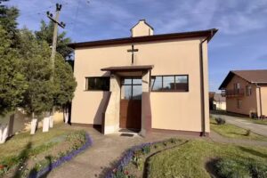 Biserica Alfa Giarmata