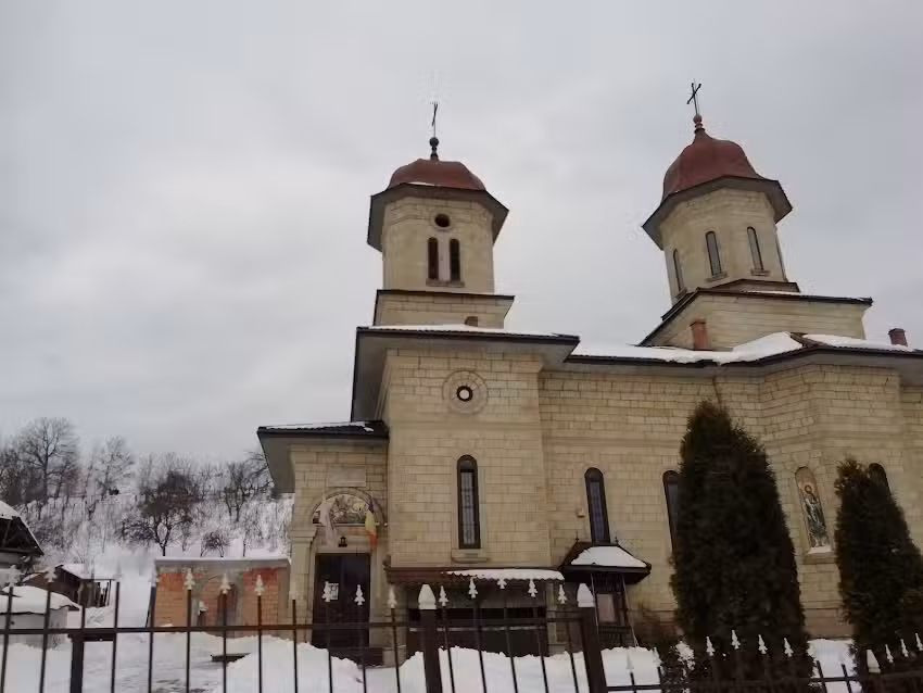Biserica Barsanesti