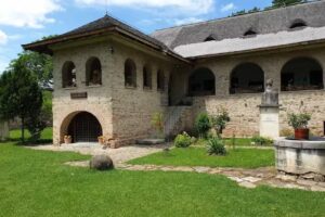 Biserica Brebu Manastirii „Schimbarea la Fata si Sfantul cuvios Gheorghe de la Cernica”