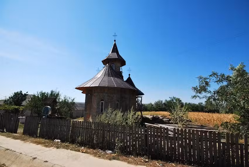 Biserica Buna Vestire și Sf&acirc;ntul Proroc Ilie Tesviteanul