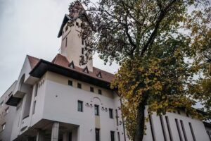 Biserica Catolică Sf&acirc;ntul Ioan Botezătorul