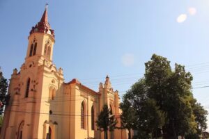 Biserica Catolică &bdquo;Sfinții Petru și Pavel&rdquo;