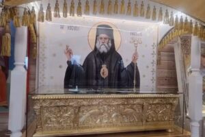 Biserica Copiilor &bdquo;Sf&acirc;ntul Luca al Crimeei și Sf&acirc;ntul Nectarie de la Eghina&rdquo; &ndash; Corbeanca