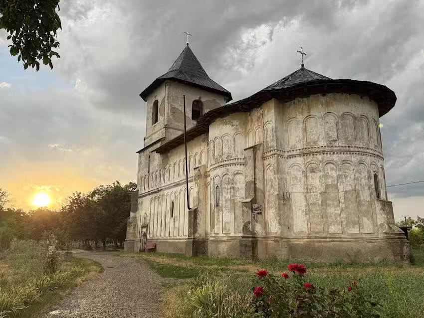 Biserica Cuvioasa Paraschiva