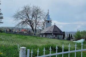 Biserica de lemn Adormirea Maicii Domnului