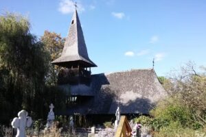 Biserica de lemn Adormirea Maicii Domnului