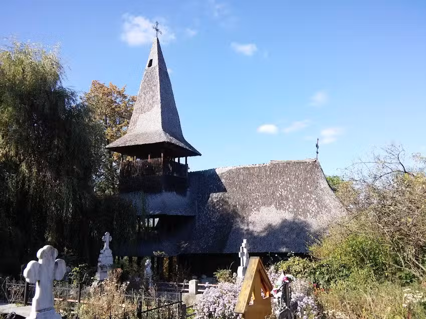 Biserica de lemn Adormirea Maicii Domnului