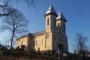 Biserica de lemn Adormirea Maicii Domnului