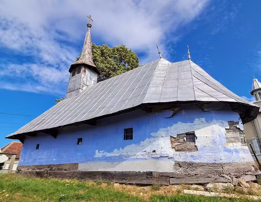 Biserica de lemn &bdquo;Adormirea Maicii Domnului&rdquo;
