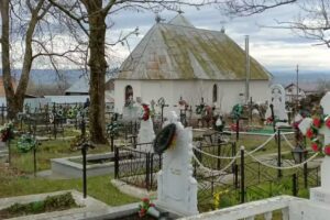 Biserica de lemn Călinești