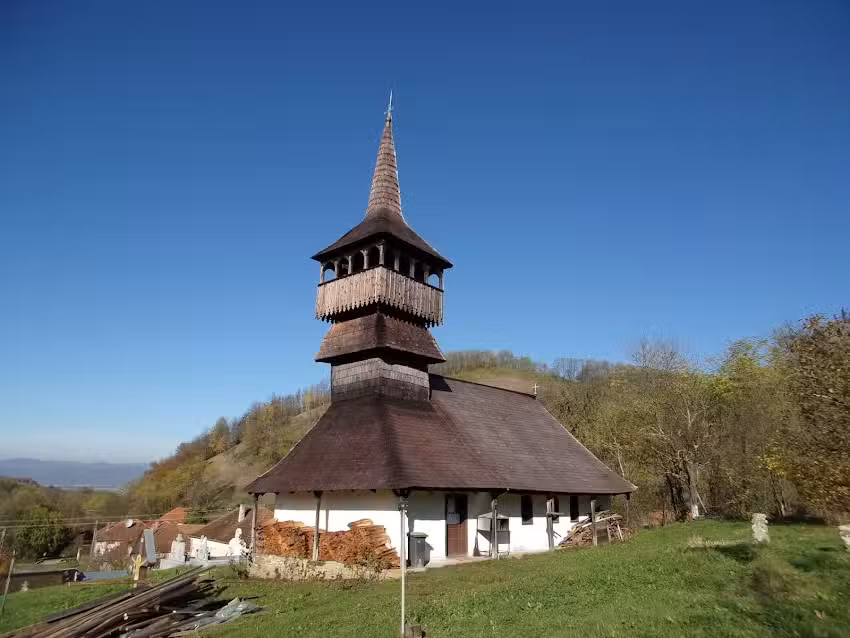 Biserica de lemn Cuvioasa Parascheva