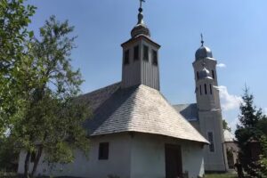 Biserica de lemn Cuvioasa Paraschiva