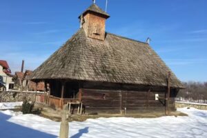 Biserica de Lemn Cuvioasa Paraschiva