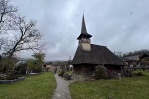 Biserica de lemn din Dobricel