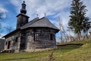Biserica de lemn din Ionești