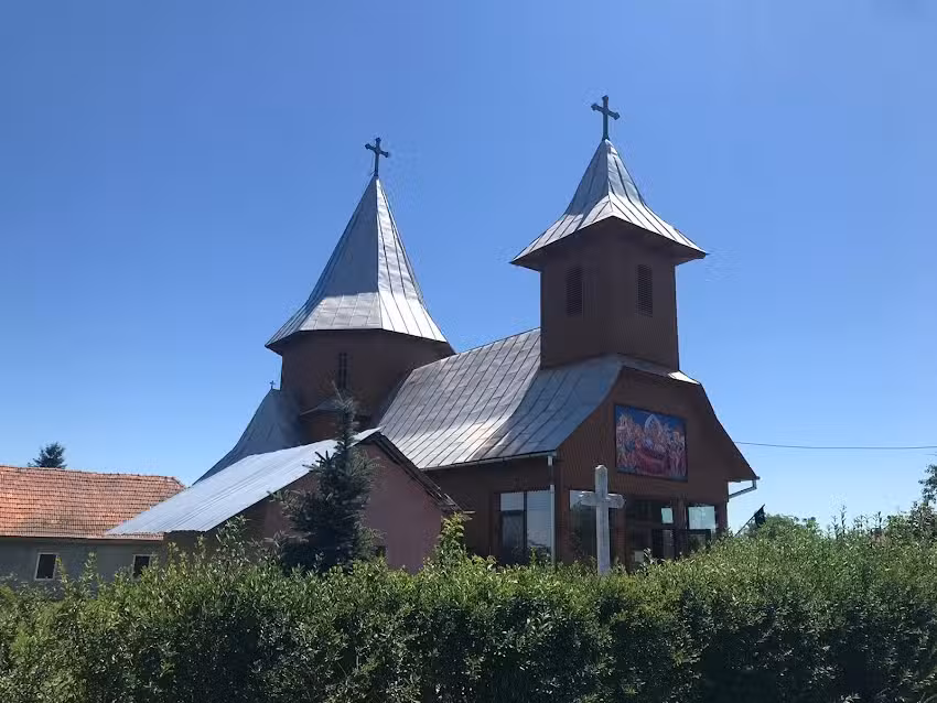 Biserica de Lemn &laquo; &Eta; &Kappa;&omicron;&iota;&mu;&eta;&sigma;&eta; &tau;&eta;&sigma; &Theta;&epsilon;&omicron;&tau;ό&kappa;&omicron;&upsilon;&raquo;