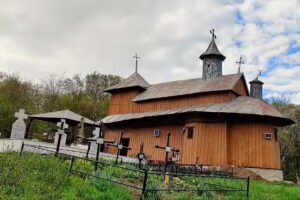 Biserica de Lemn Mănăstioara