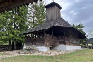 Biserica de lemn Păroși