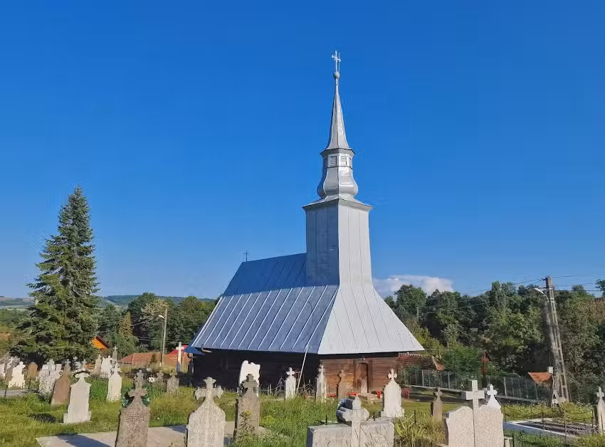Biserica de lemn &rdquo;Sf. Apostoli Petru și Pavel&rdquo;