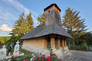 Biserica de lemn &bdquo;Sf.Nicolae&rdquo;