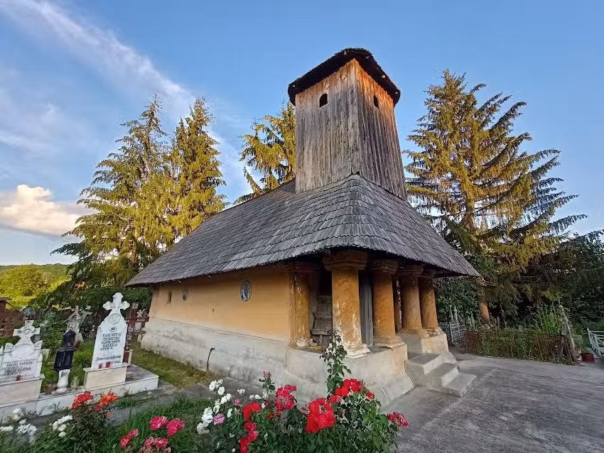 Biserica de lemn &bdquo;Sf.Nicolae&rdquo;